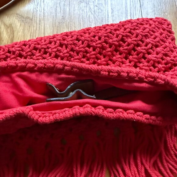Lucky Brand NEW Hibiscus Red Tessa Macrame Fringe Leather Strap Crossbody Bag - Picture 14 of 16